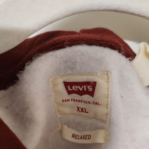 Levi's striped sweatshirt. XXL. fits larger. - Picture 2 of 3